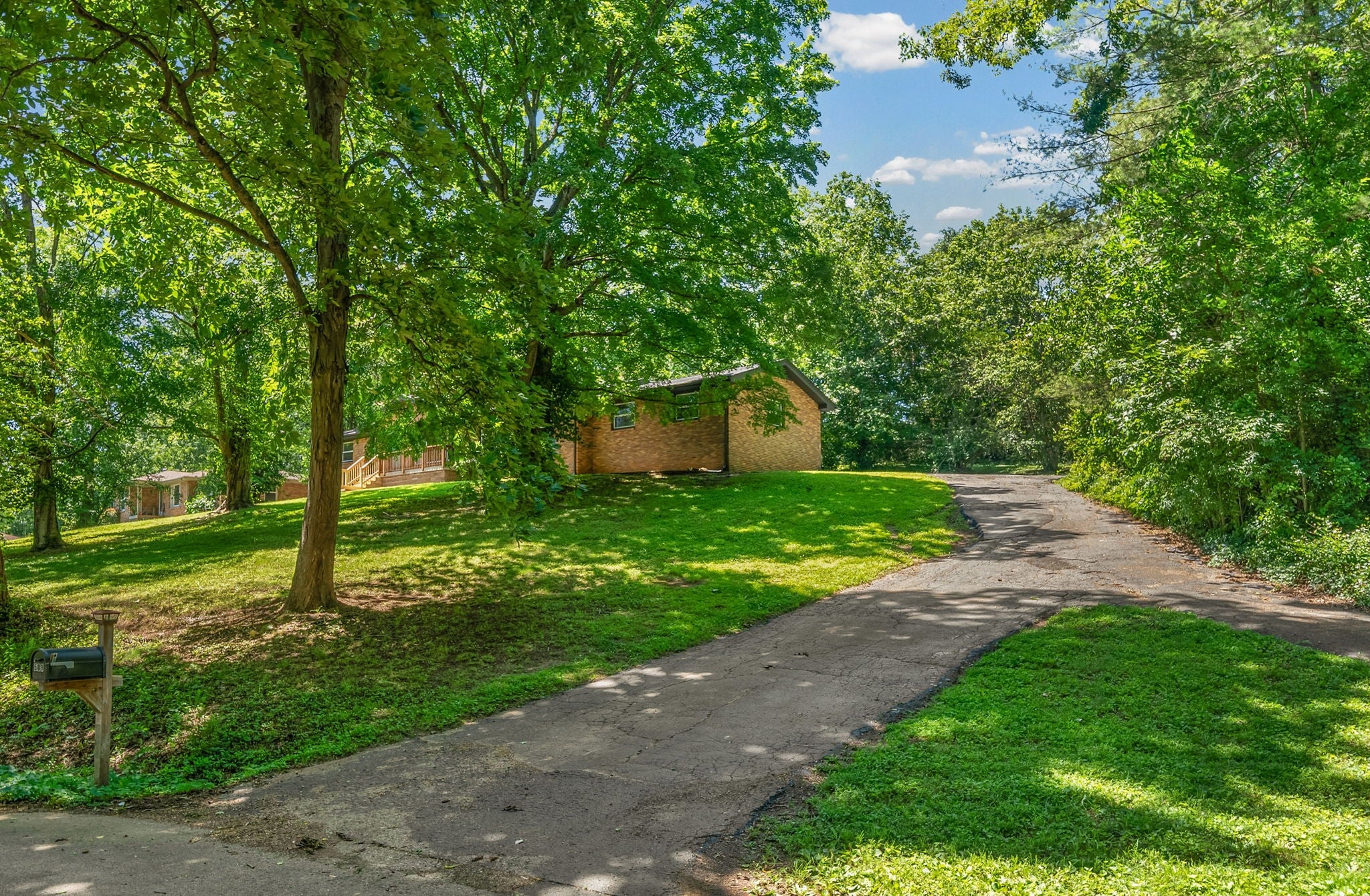 509 Rosewood Dr