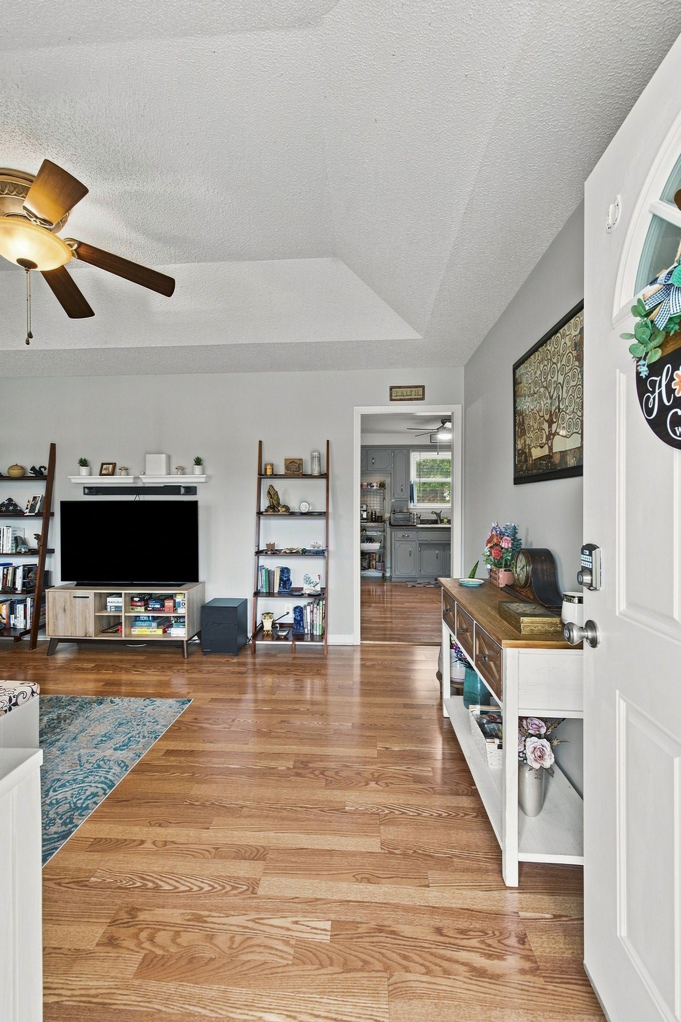 3405 Mallard Dr
