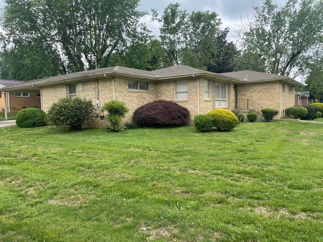 206 Fairlane Dr