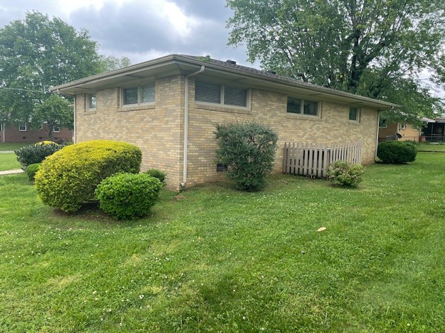 206 Fairlane Dr