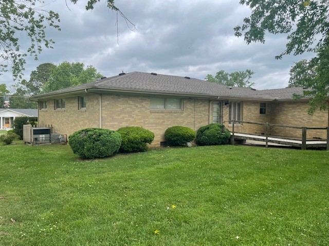 206 Fairlane Dr
