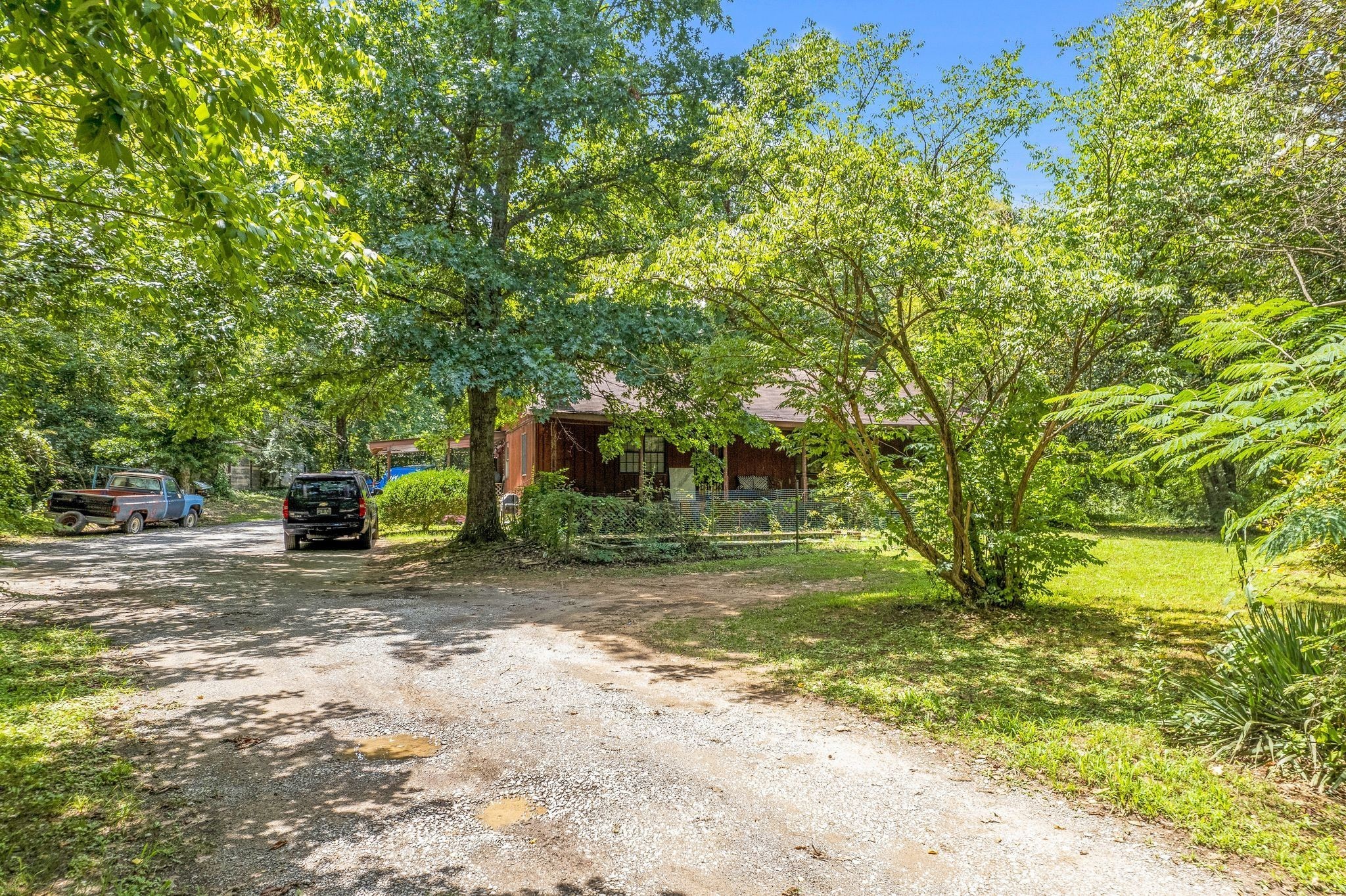1580 Bell Rd