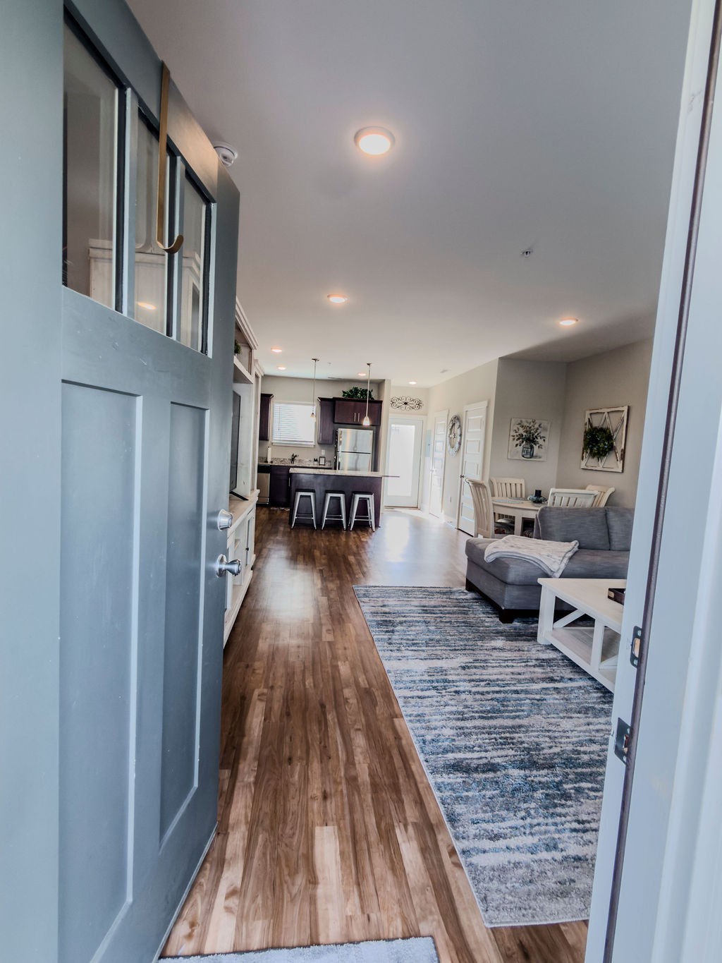 7004 Magnolia crossing