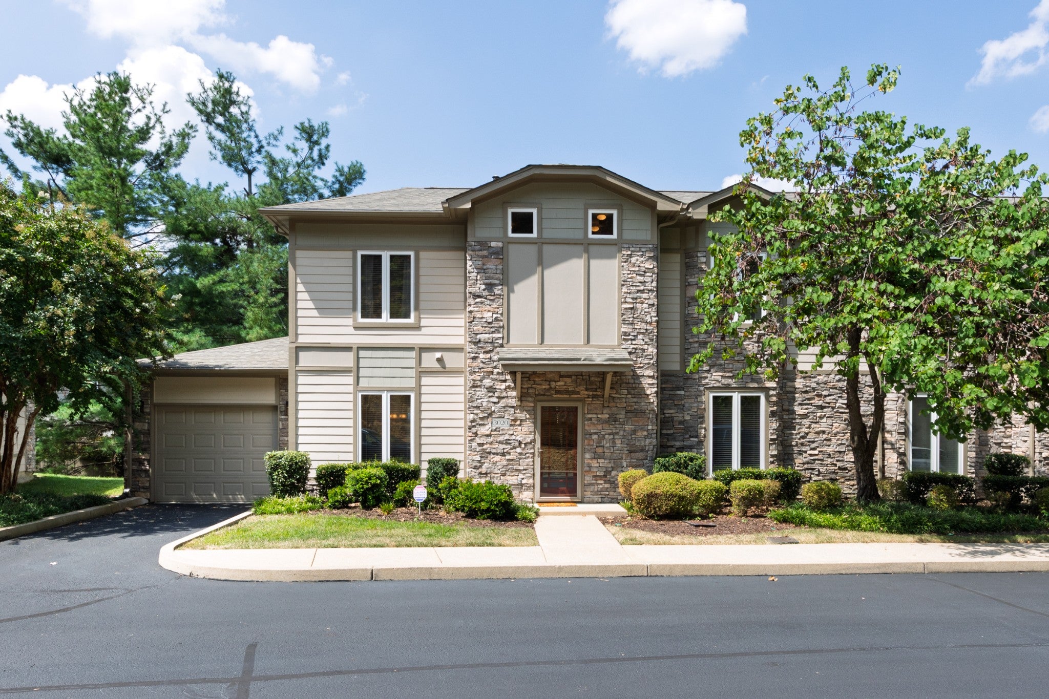 3-bed listing at 320 Old Hickory Blvd 3020, Nashville