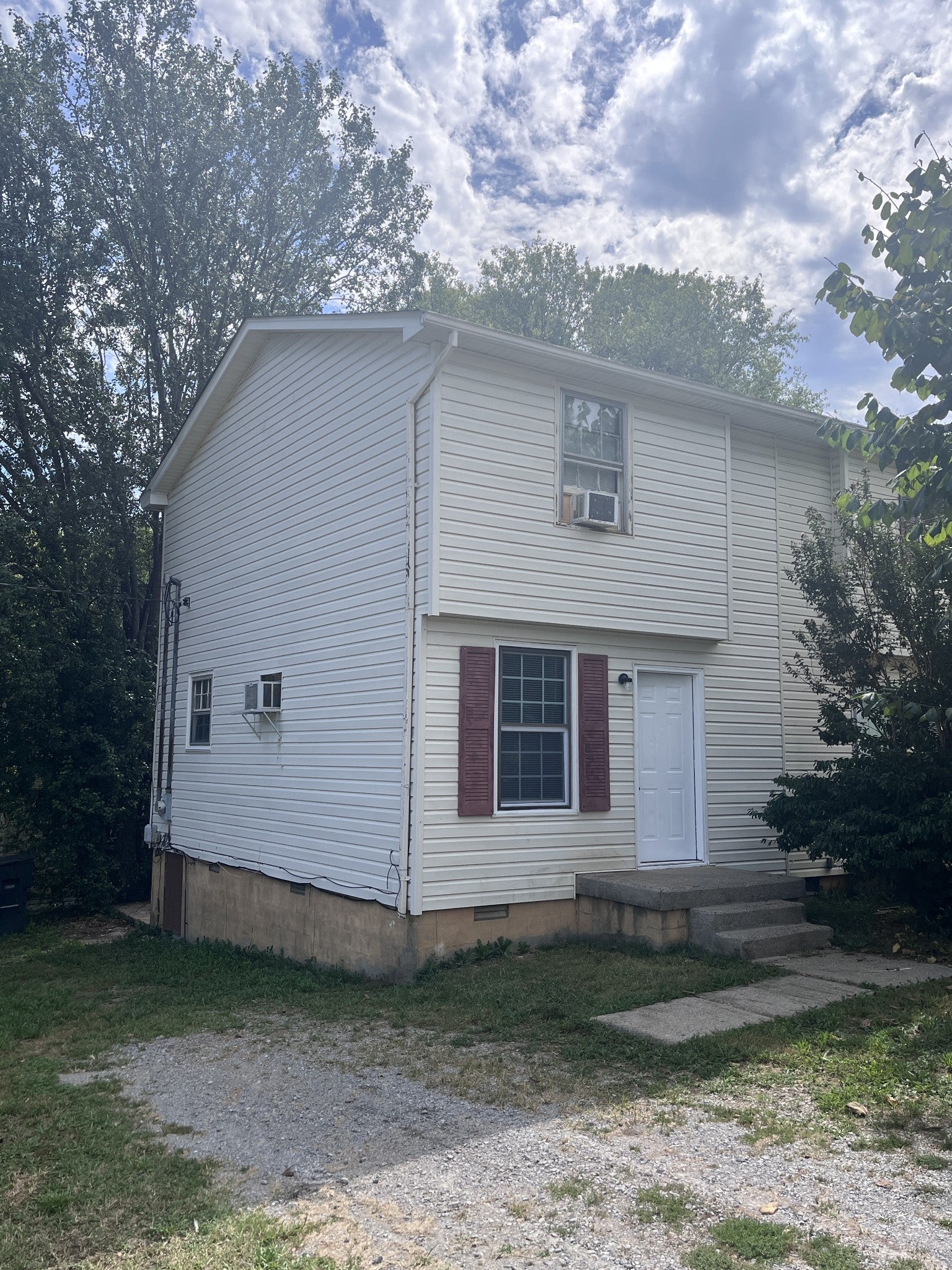 400 Gillespie Ct