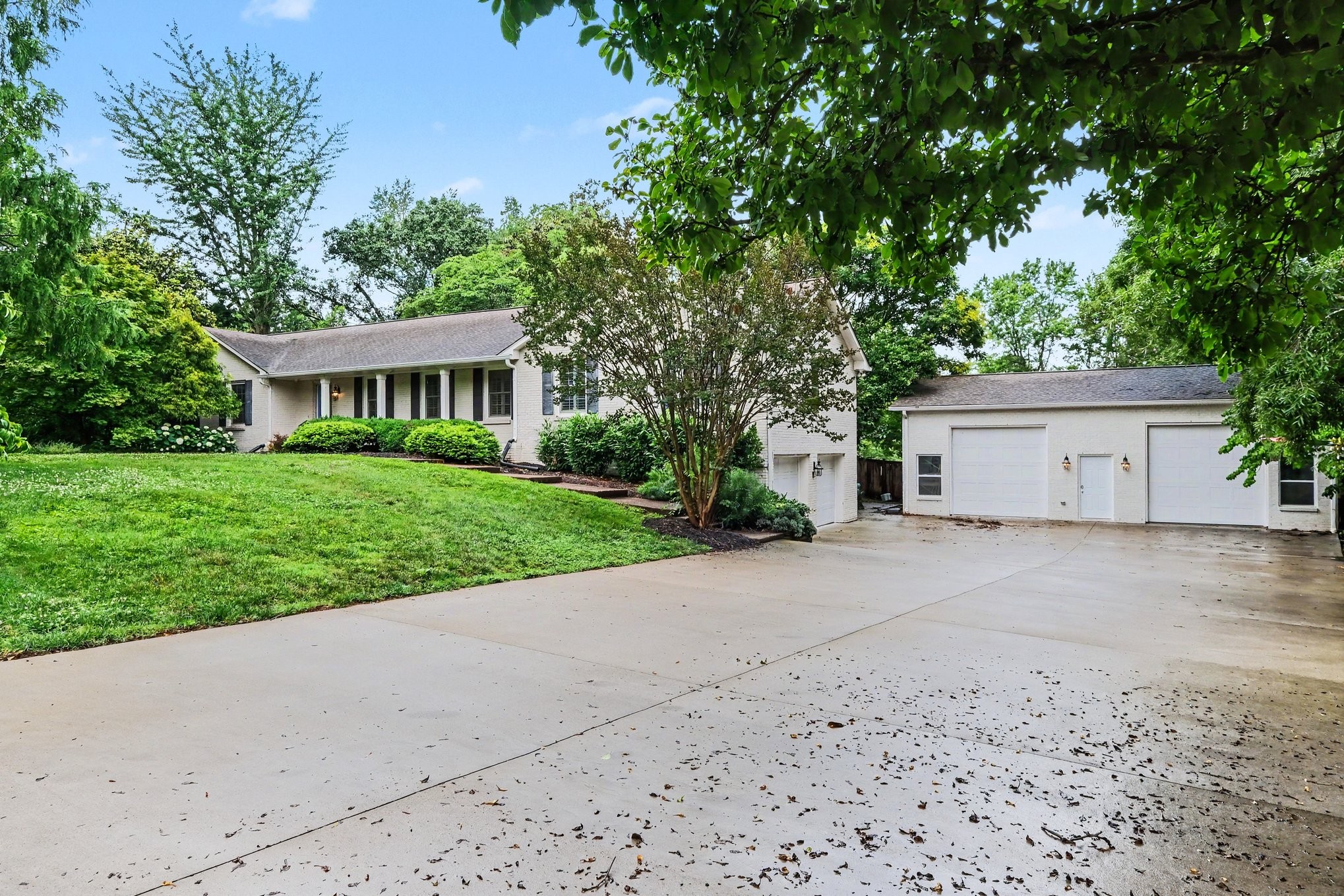 5035 Marc Dr