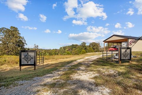 9249 Highway 49 Erin TN 37061