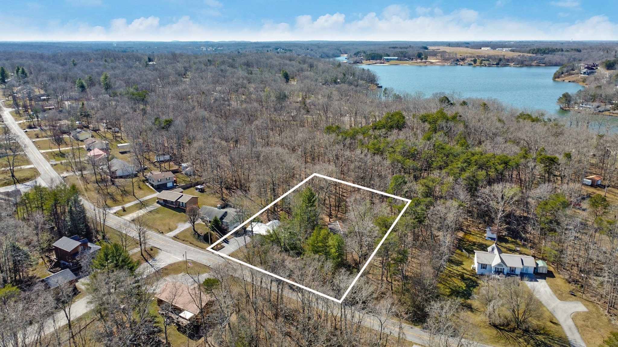 262 Mockingbird Dr