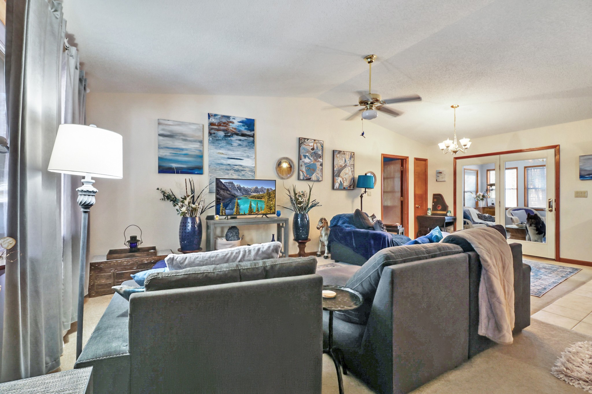 262 Mockingbird Dr