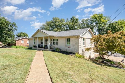 Photo of 240 Green Harbor Rd, Old Hickory, TN 37138 (MLS # 3137019)