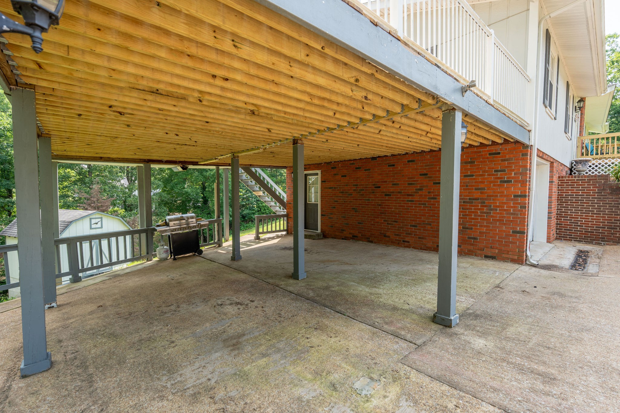 711 Hurricane Hill Dr