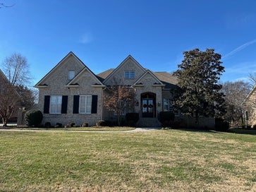 1735 Richbourg Park Dr Brentwood TN 37027