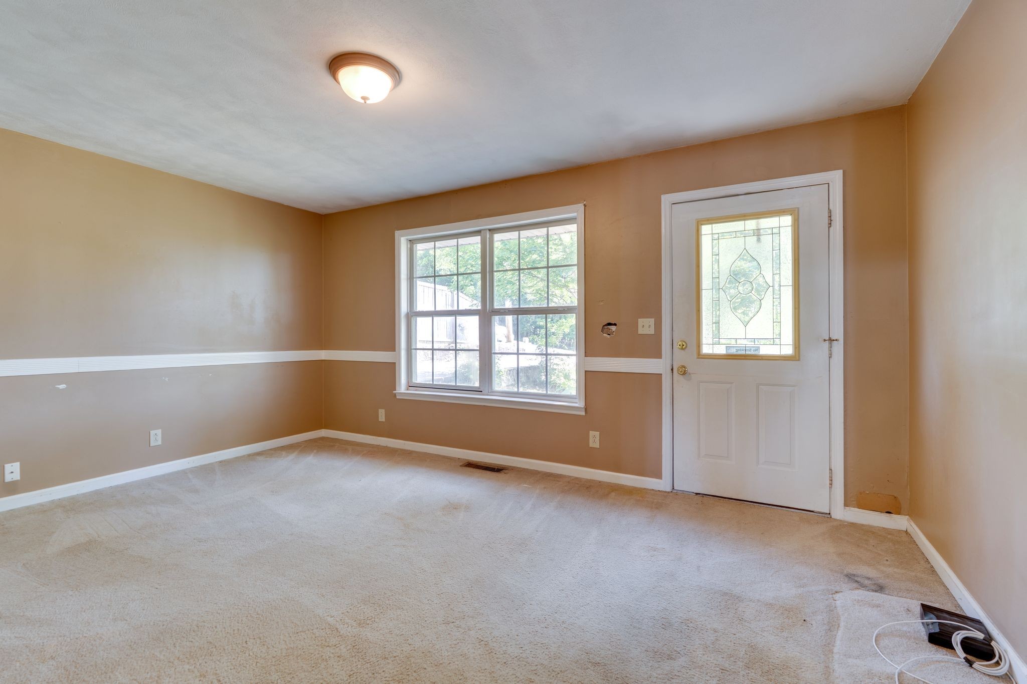 117 Vivian Ln