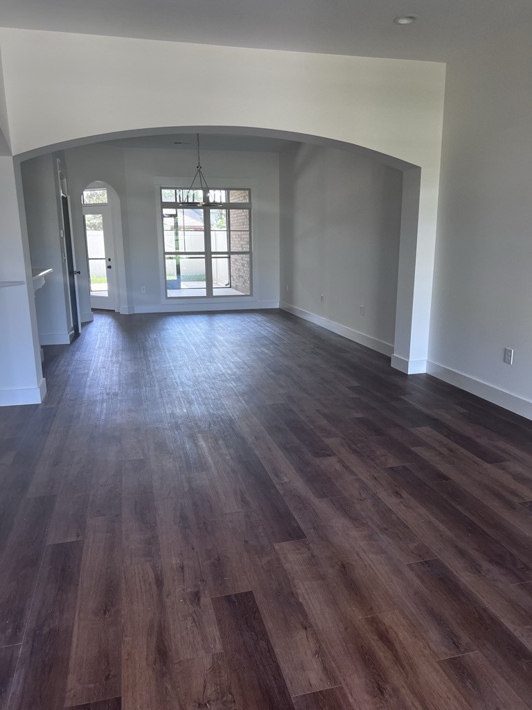 2092 Leamington Ln - Photo 3