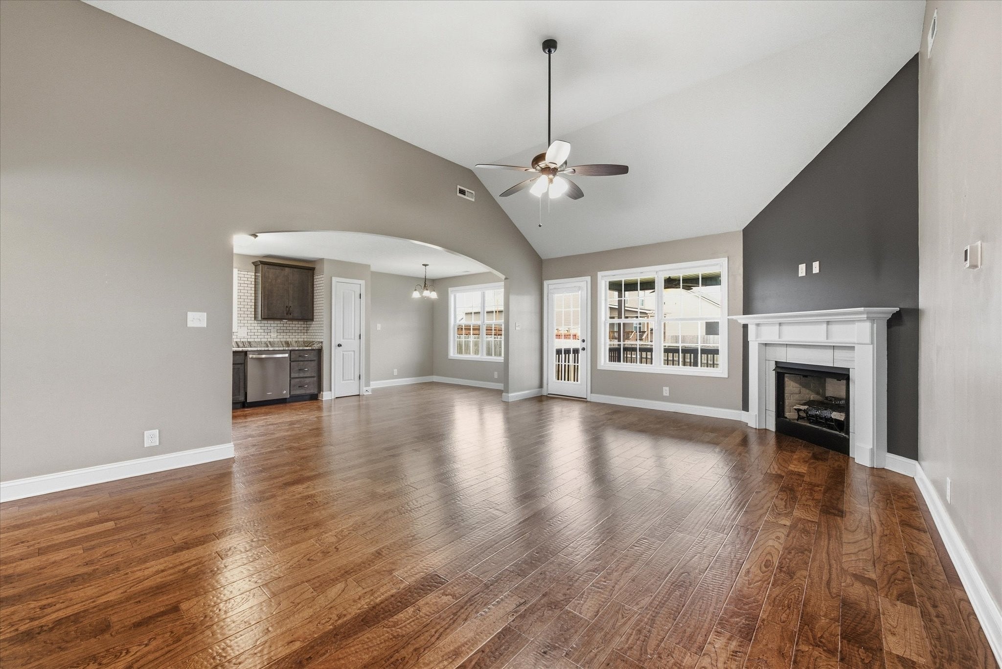 2361 Danbury Dr