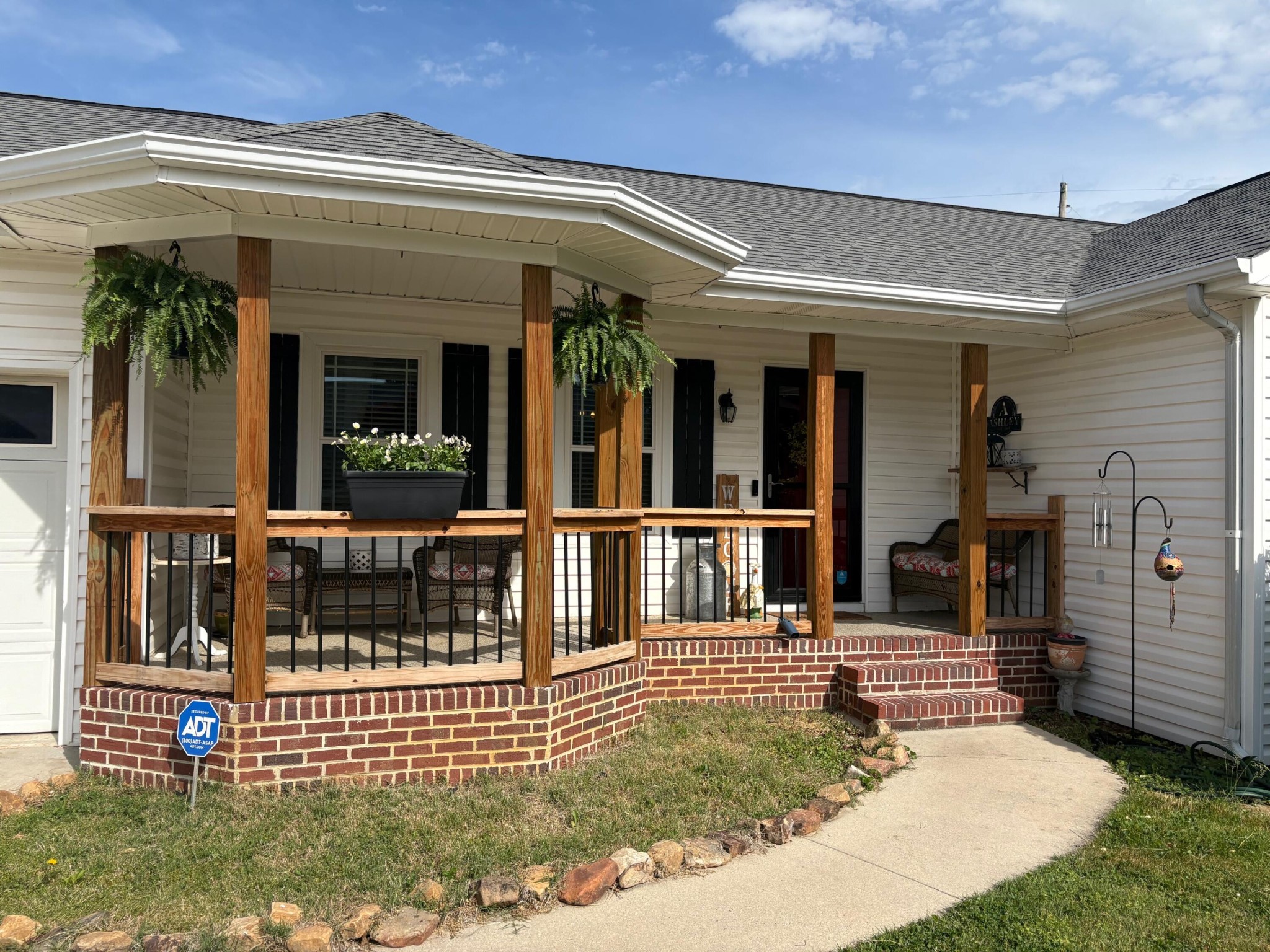 1789 Autumn Drive NE