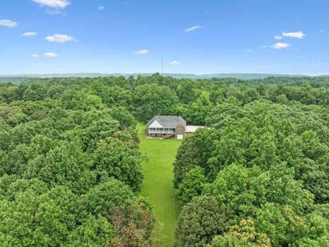 3987 Akin Ridge Rd Williamsport TN 38487