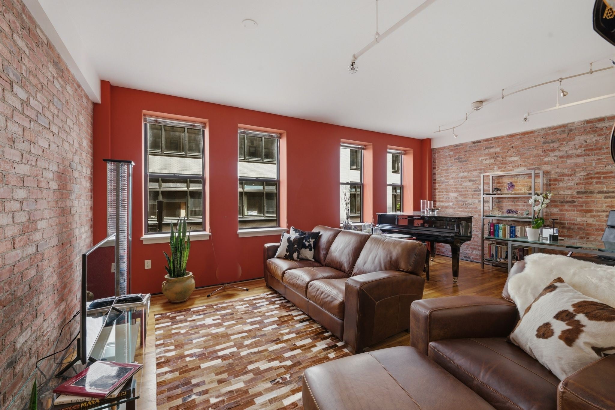 1-bed listing at 700 Church St 205, Nashville