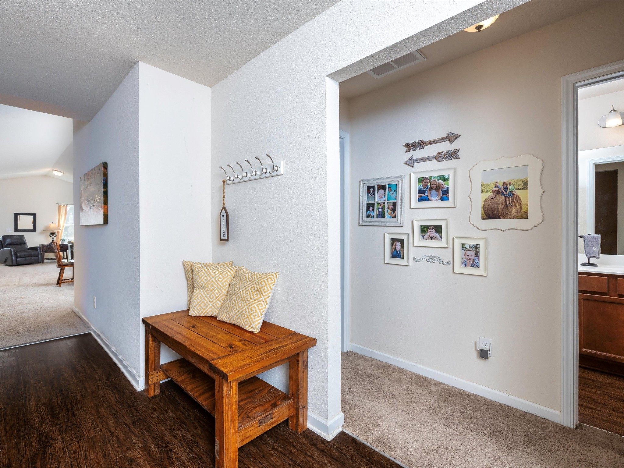 2525 Queen Bee Dr