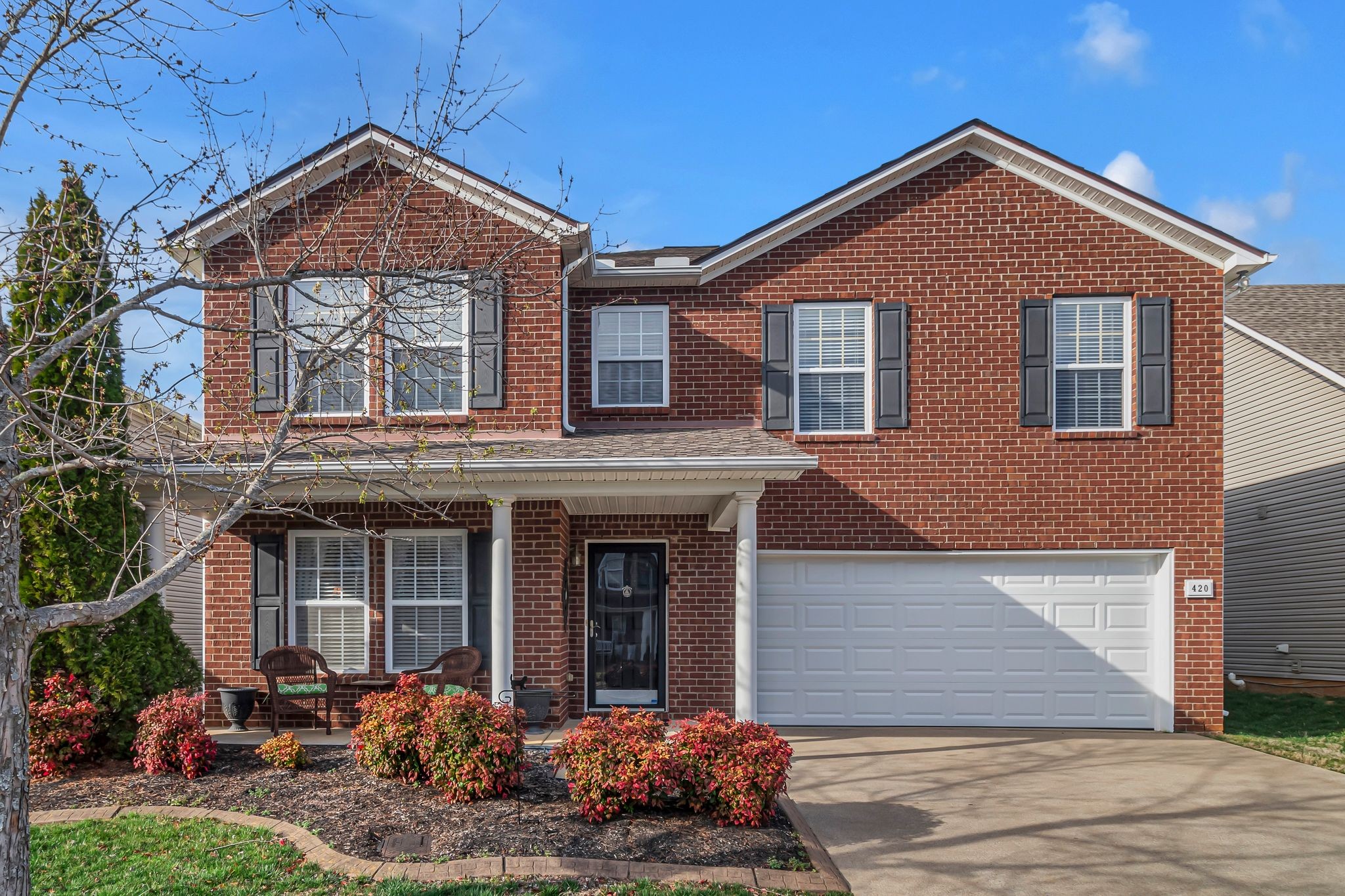 420 Creek Oak Dr