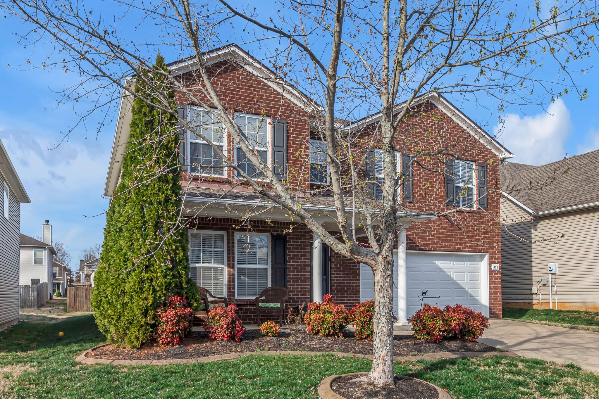420 Creek Oak Dr