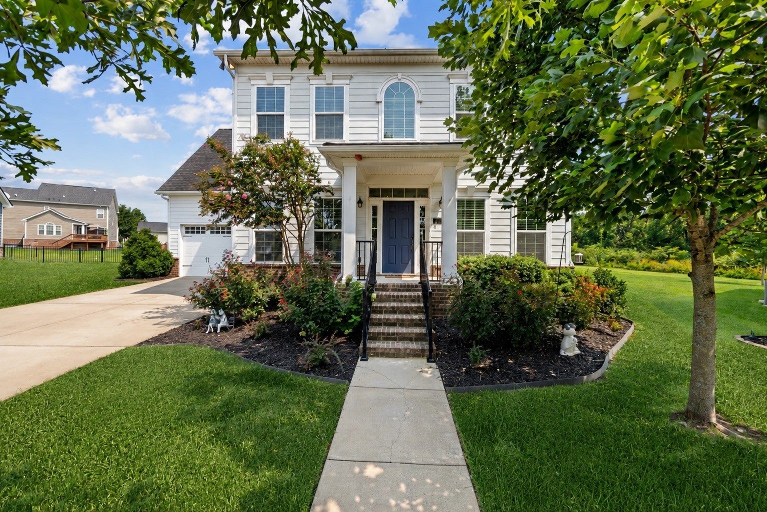 217 Coffenbury Ct, Franklin TN 37064 4-bed home, photo 2 of 55