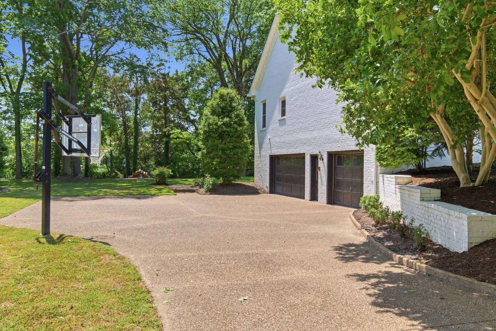 9531 Butler Dr