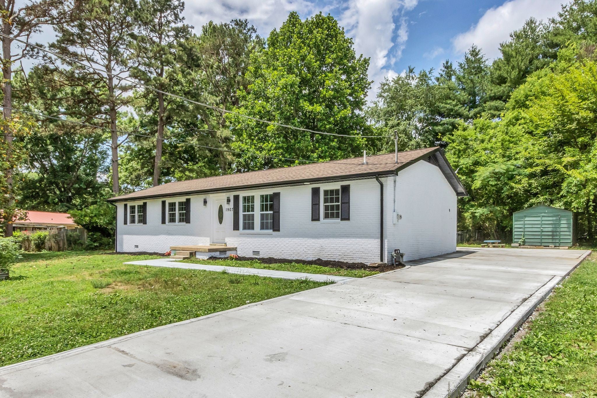 1907 Russell Dr