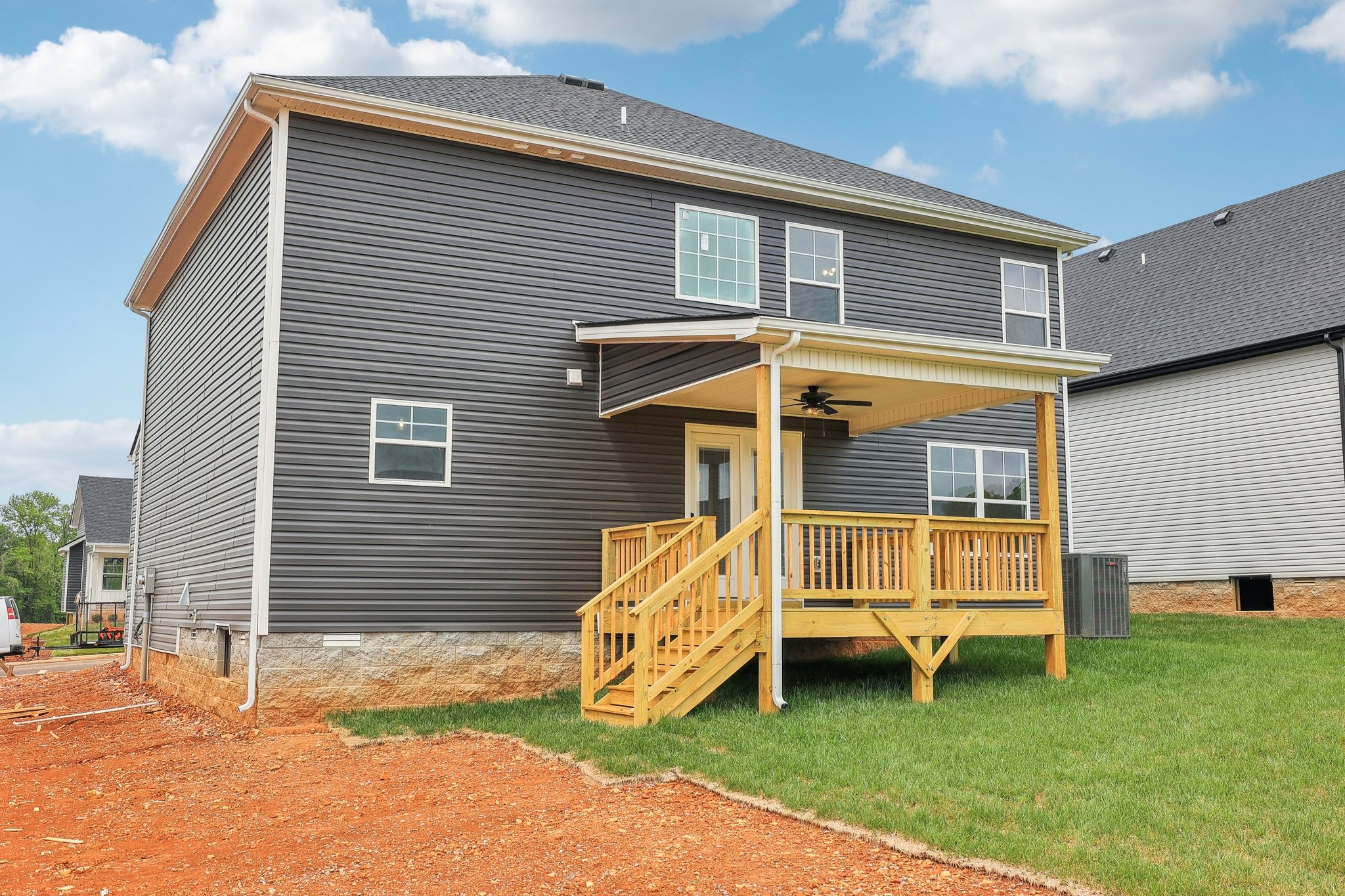 Clarksville, Tennessee 37040, United States, 5 Bedrooms Bedrooms, ,3 BathroomsBathrooms,Residential,Active,36374