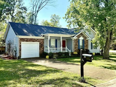 101 Heathcote Ct Goodlettsville TN 37072