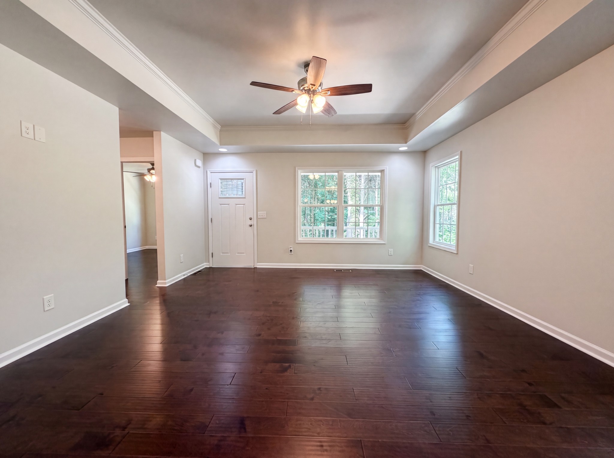 1023 Chris Dr