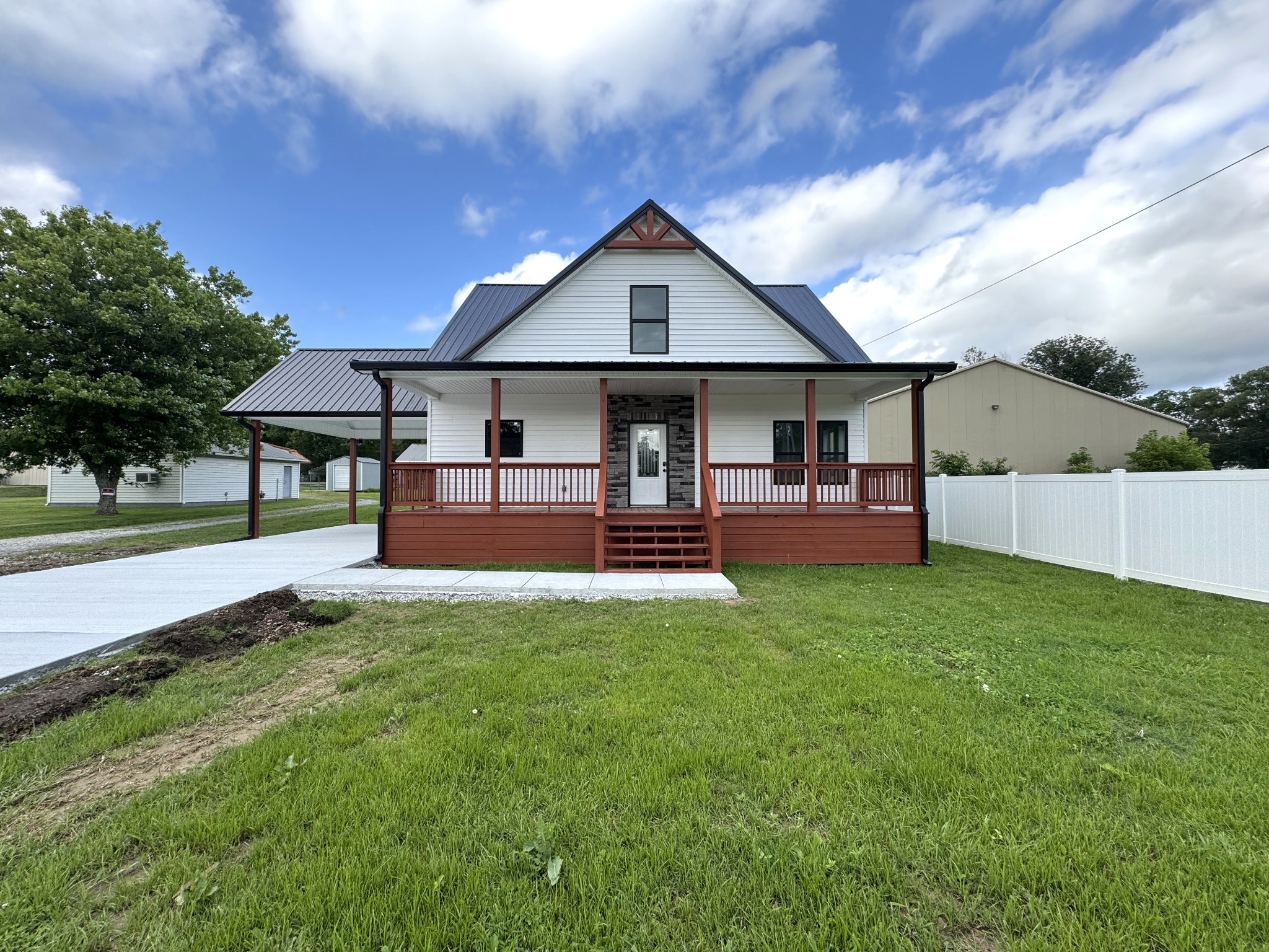 Middle Tennessee Properties 1 906 Davidson St