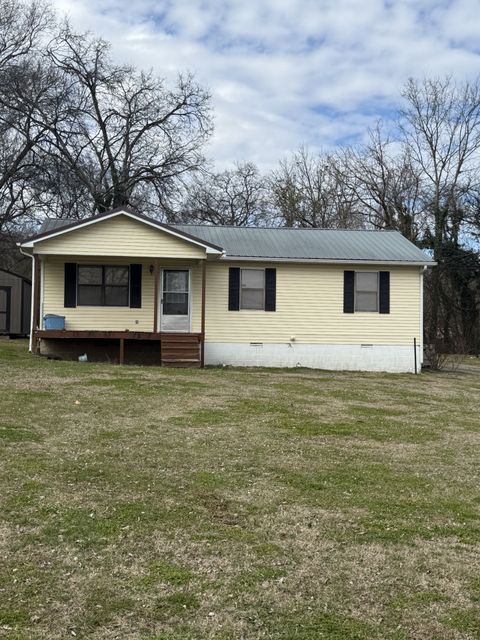 604 Cherry St Fayetteville TN 37334