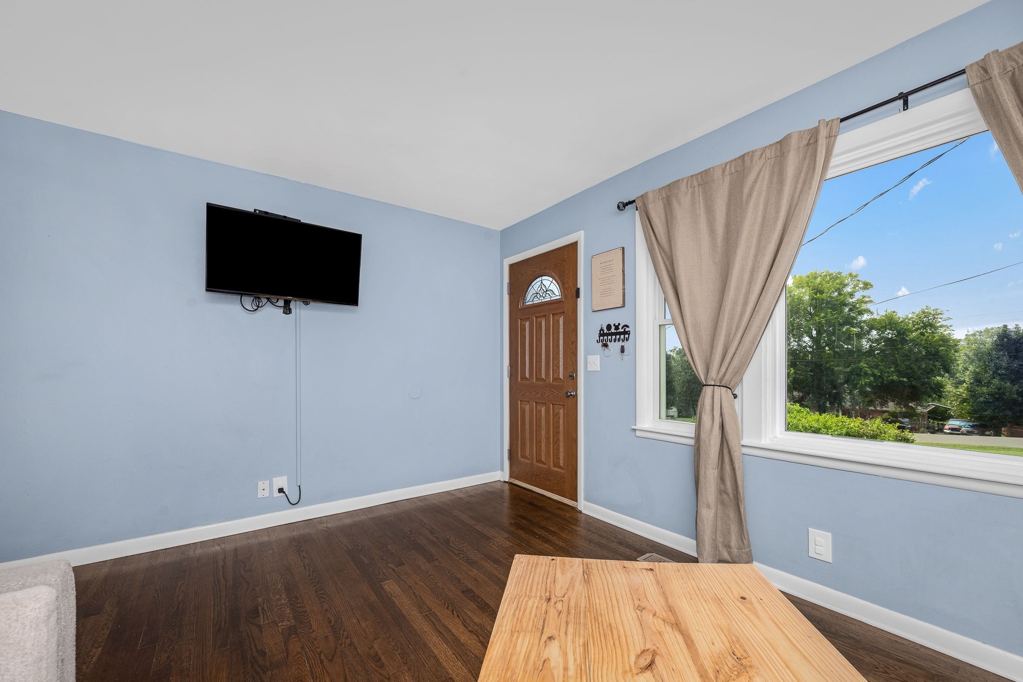 710 Elba Dr