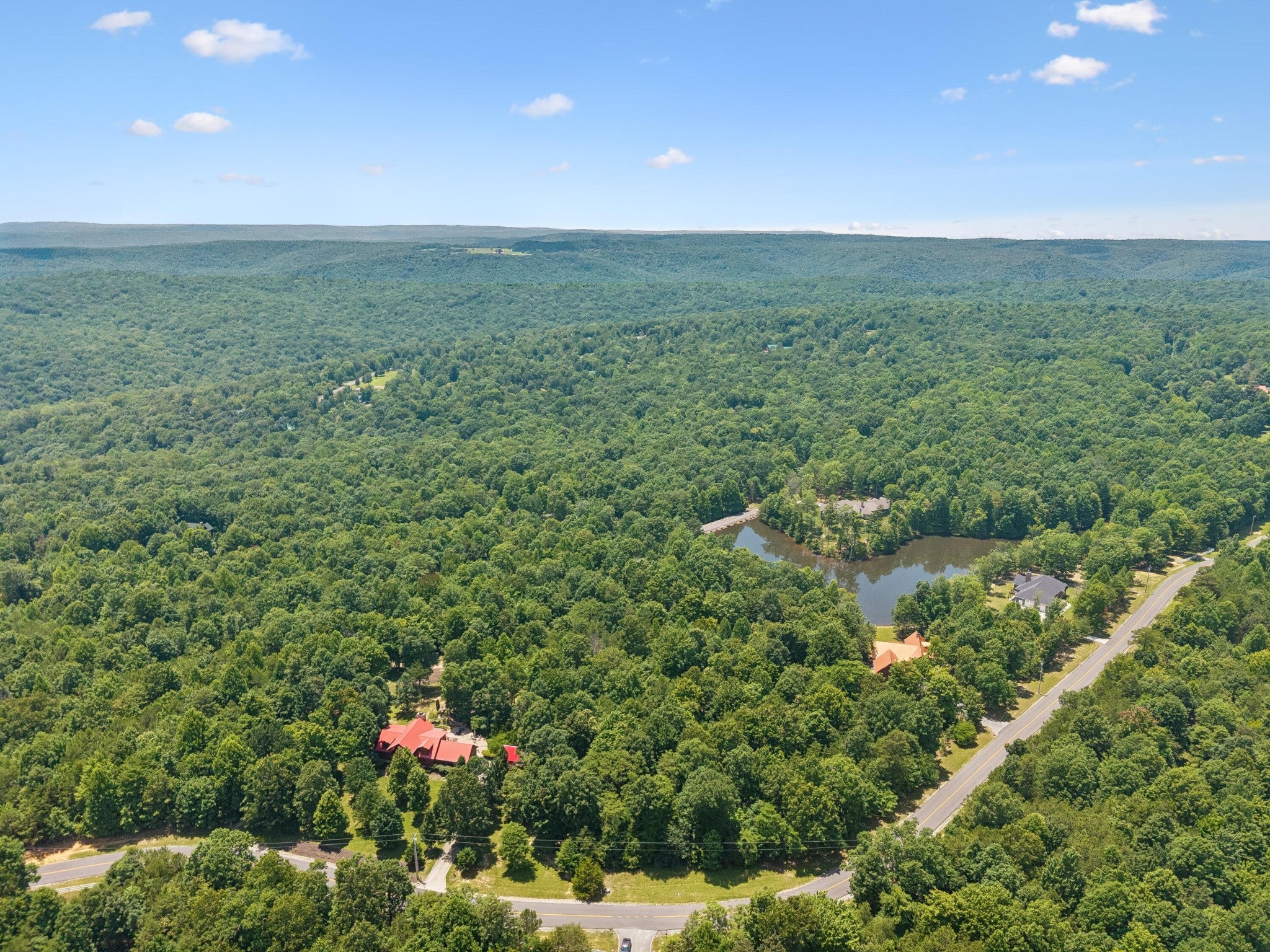 337 Bluff View Drive W