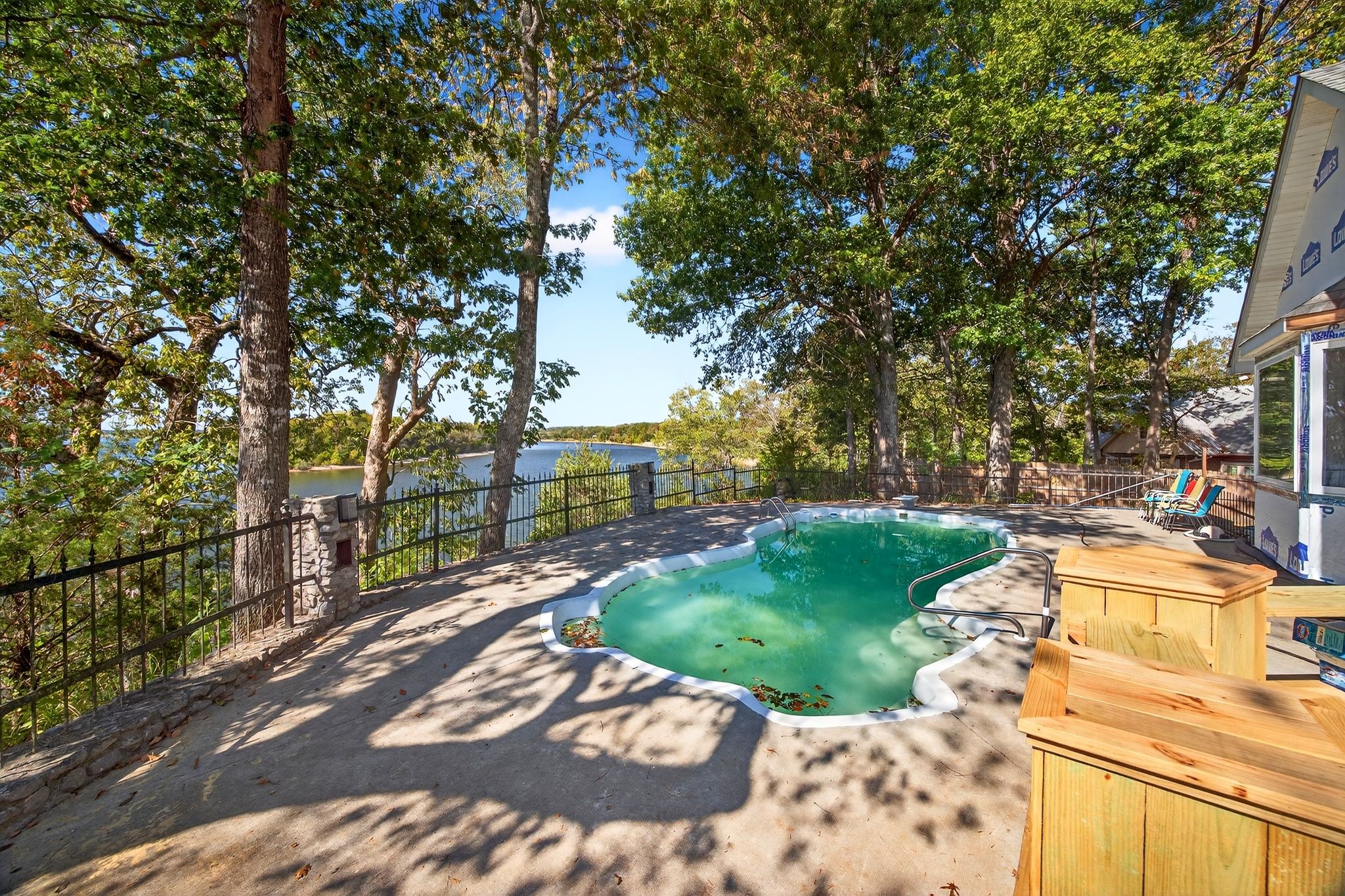 1295 Covenant Cove Ln