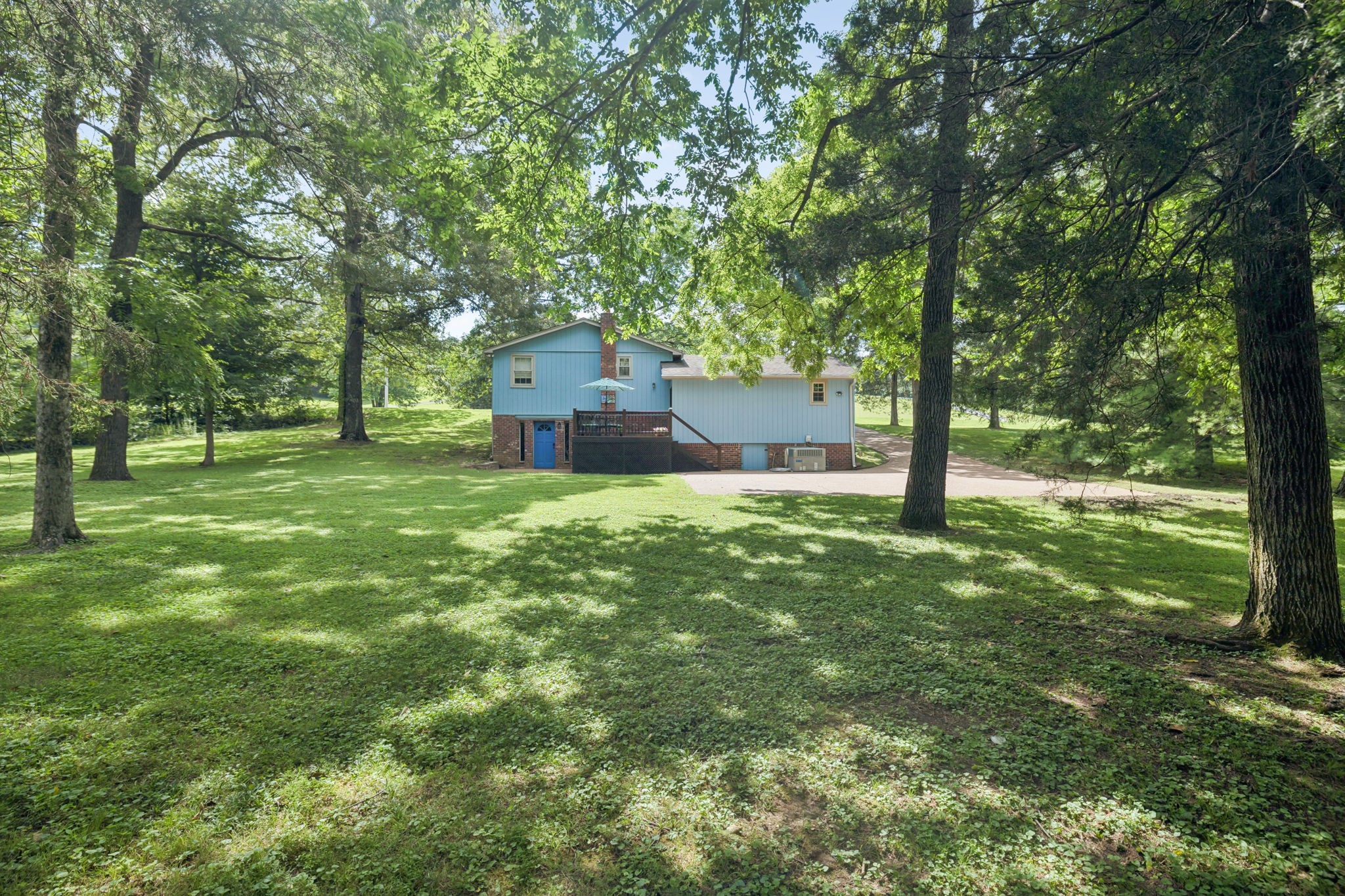215 E Kingston Springs Rd