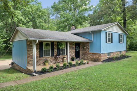 215 E Kingston Springs Rd Kingston Springs TN 37082