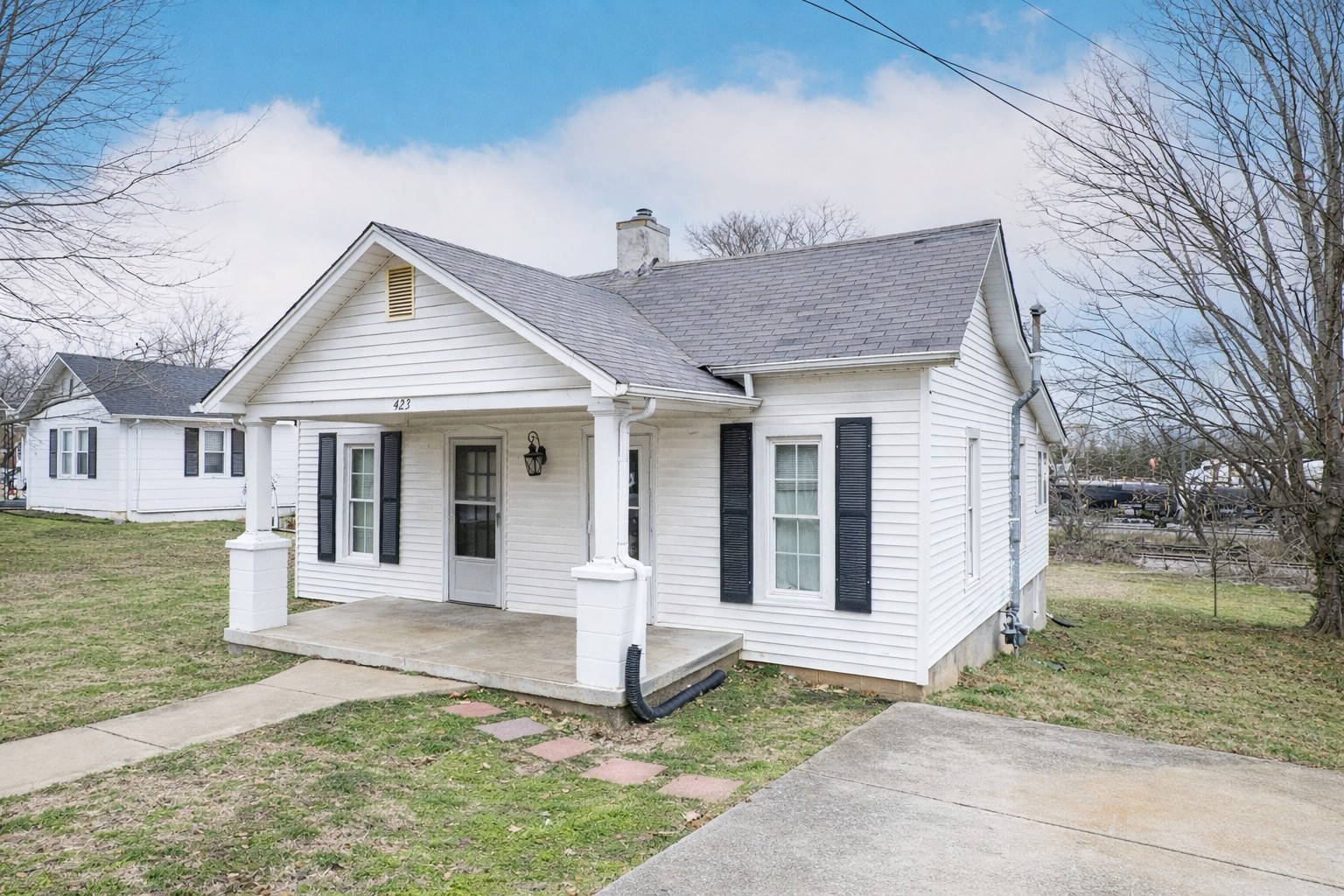 423 Mooresville Pike