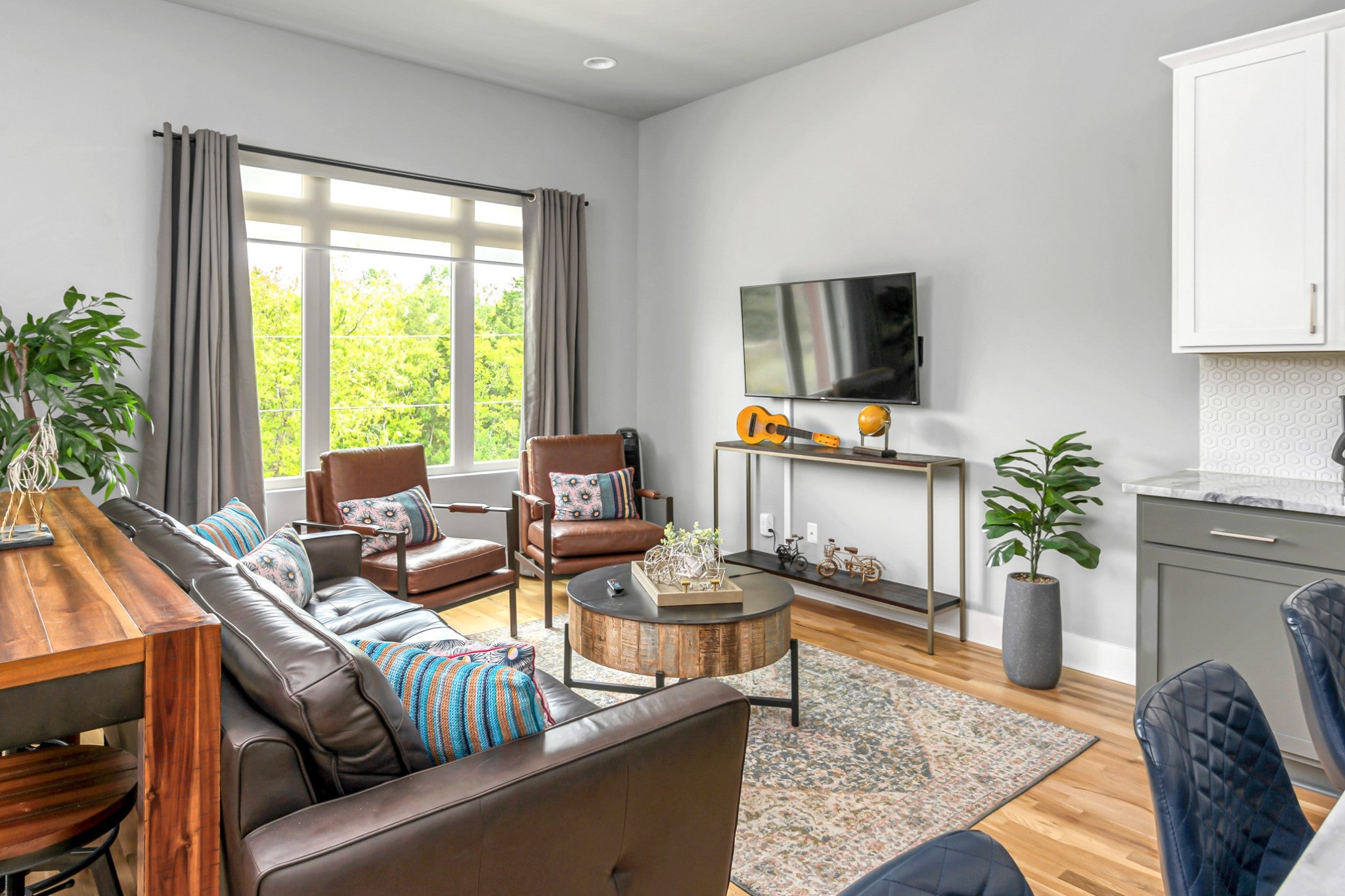 4.0-bed rental at 960 Youngs Ln