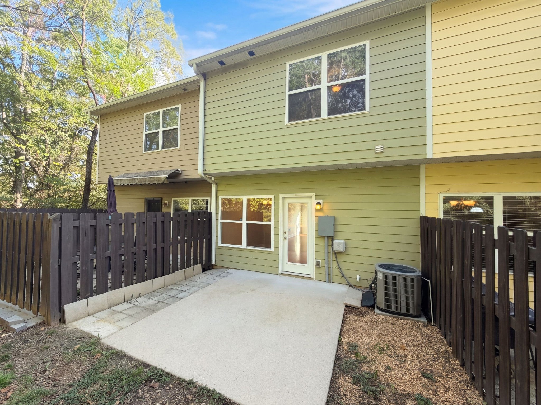 2043 Pinecrest Dr