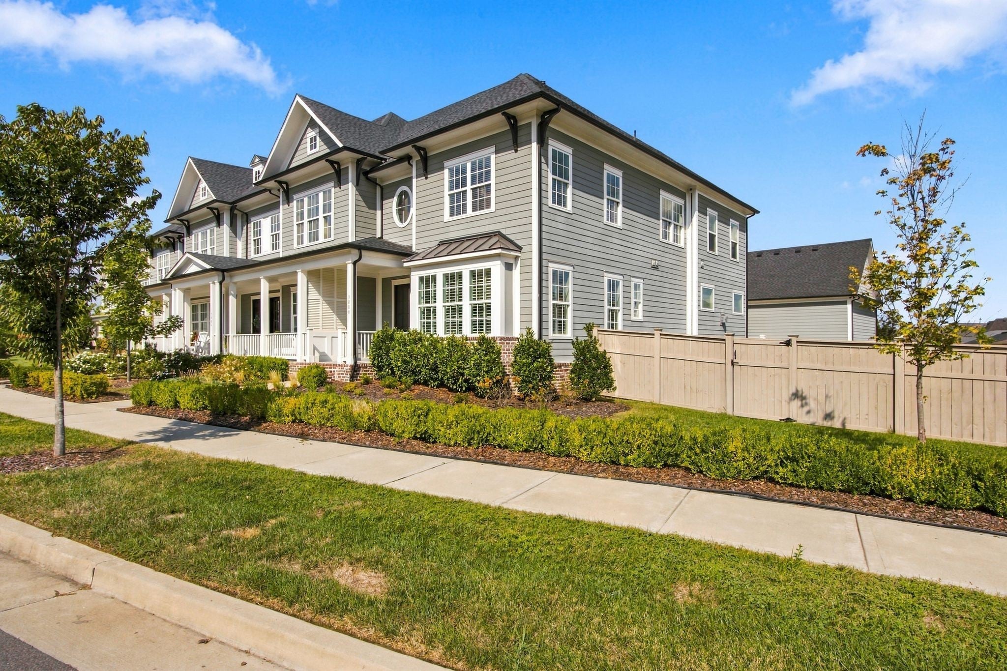 3000 Long Branch Cir
