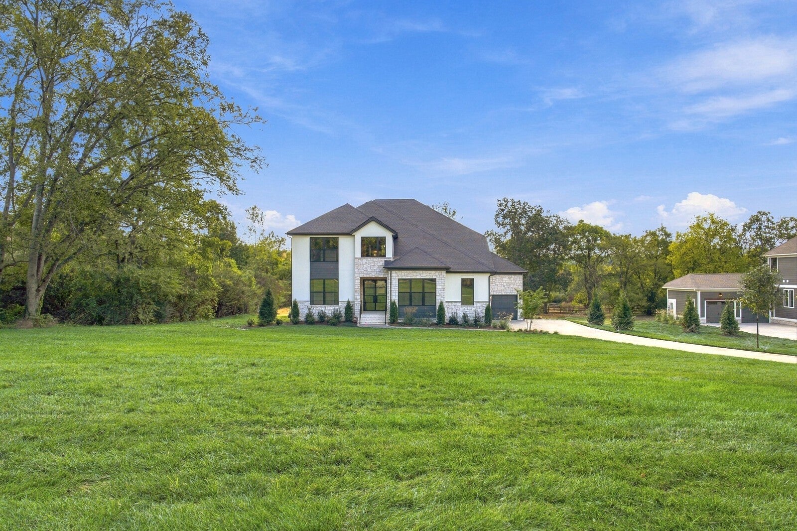 6837 Old Charlotte Pike