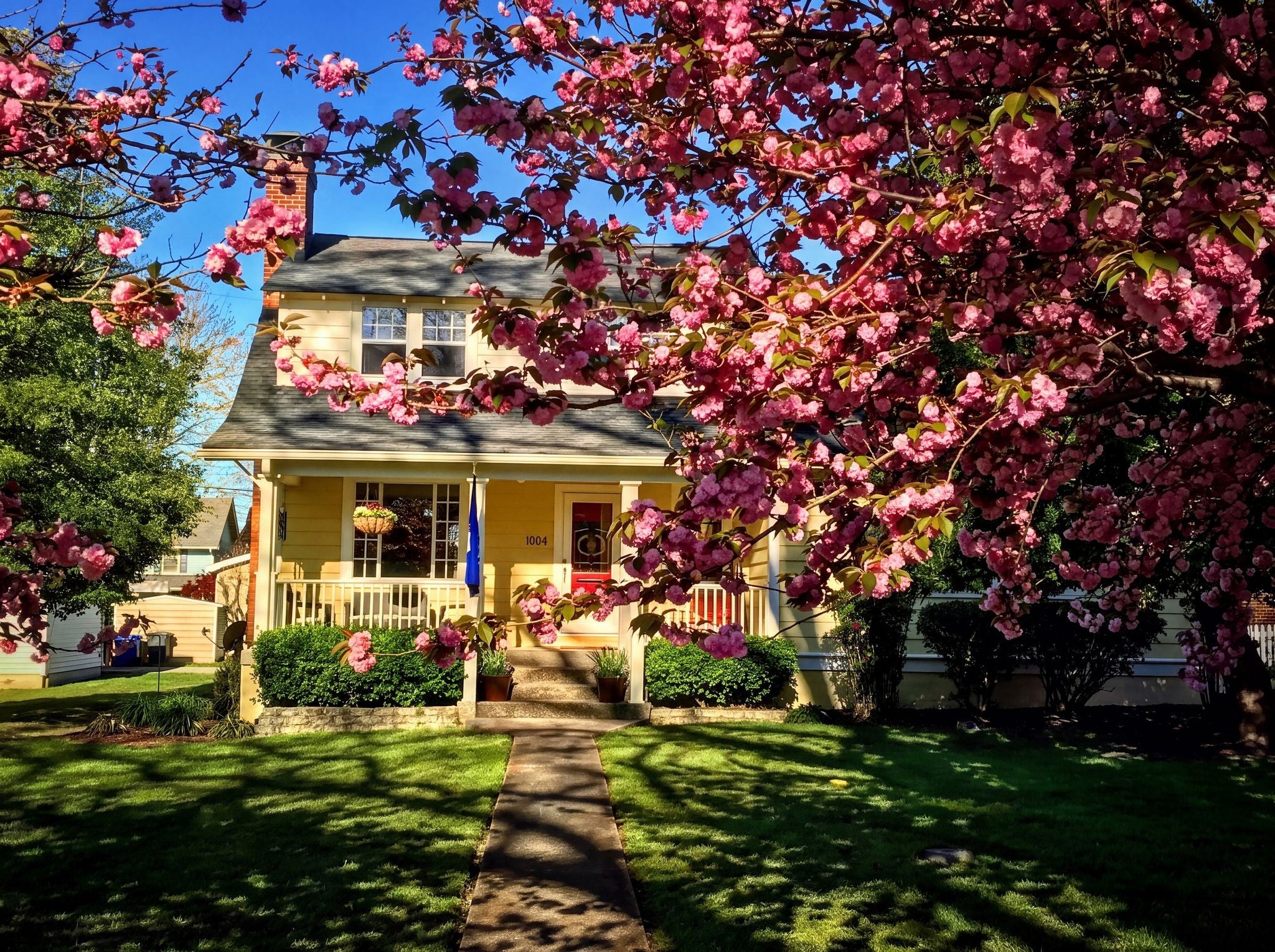 1004 Riverside Rd
