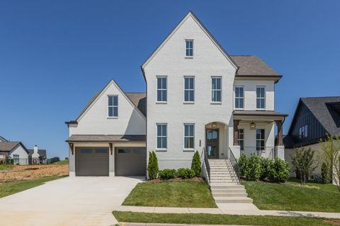 Photo of 2760 Otterham Dr, Thompsons Station, TN 37179 (MLS # 2545806)