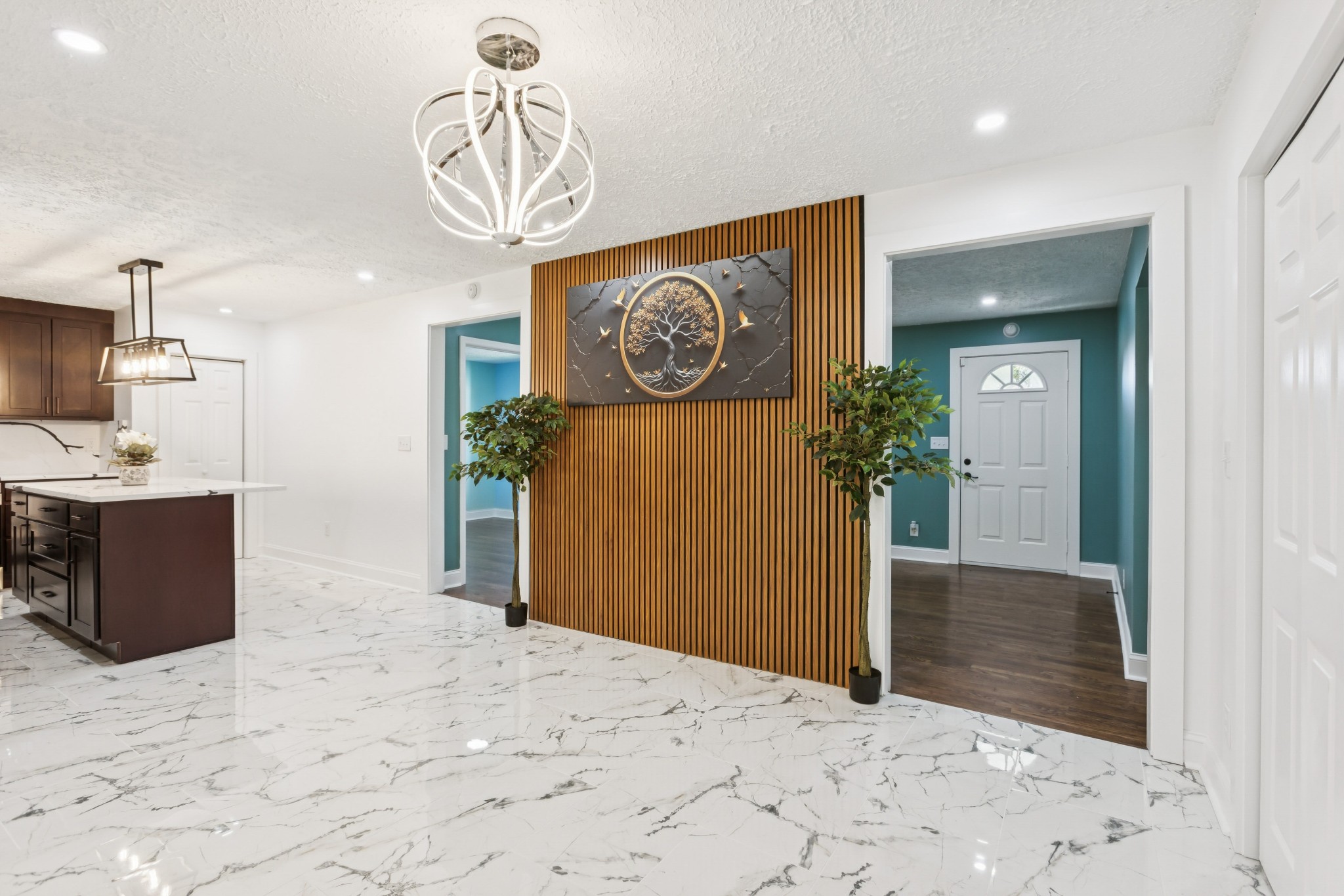 108 Marita Ave