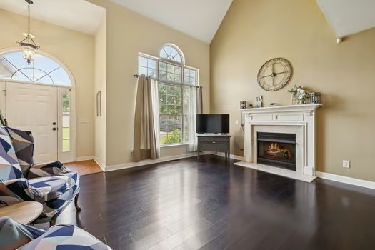 1604 Yarmouth Ct