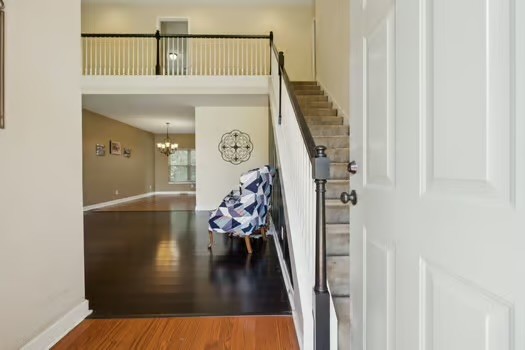 1604 Yarmouth Ct