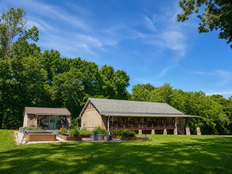Photo of 127 Burrville Road, Sunbright, TN 37872 (MLS # 3264023)