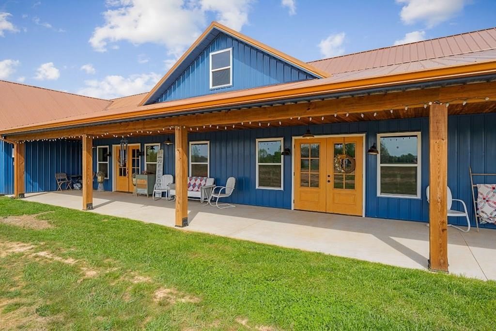 240 Bob Ledbetter Rd